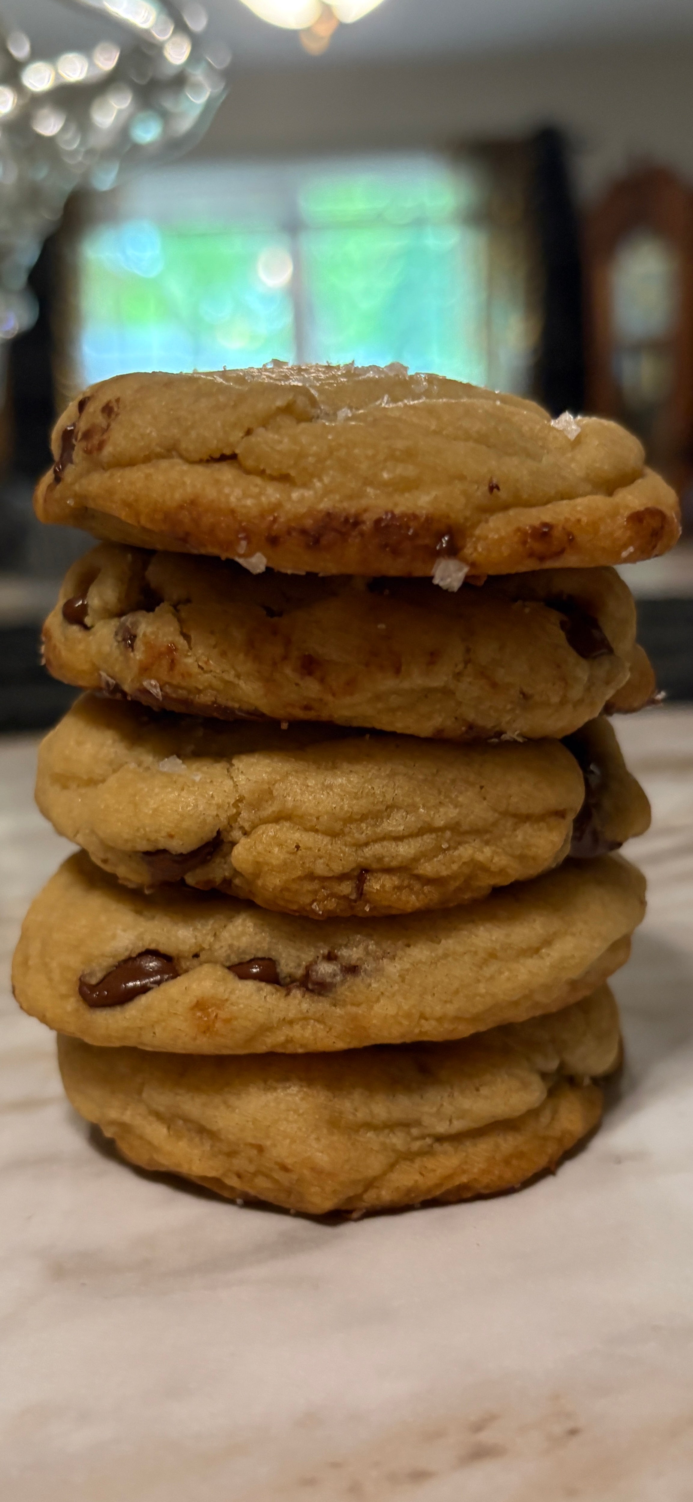 12 Chocolate Chip Cookies